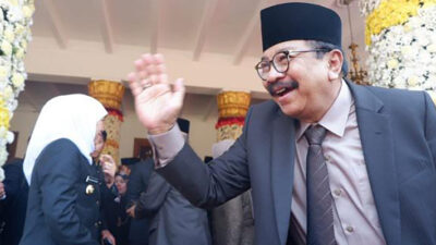 Pakde Karwo Kembali ke Naungan Beringin, Elektabilitas Partai Golkar di Jatim Bakal Meroket