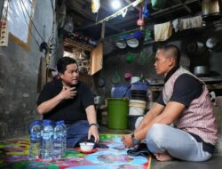 Erick Thohir Sambangi Wasit Liga 2: Rumahnya Kecil, Dagang Kembang Tahu