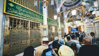 Heboh! 2 Wanita Non Muslim Masuk Pelataran Masjid Nabawi, Berhasil Dicegah Petugas