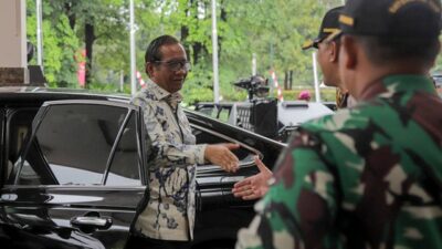 Menko Mahfud MD: Uang Rp.300 Triliun di Ditjen Pajak dan Bea Cukai Mencurigakan, Harus Dilacak!