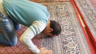4 Sholat Sunnah Dengan Pahala Berlimpah Yang Dikerjakan Saat Ramadhan