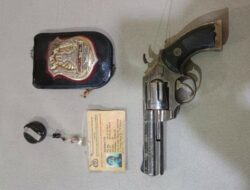 Ancam Warga Pakai Pistol Mainan, Polisi Gadungan Ditangkap di Cilincing Jakut