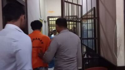 Pergoki Istri Selingkuh Dengan Tetangga Saat Pulang Tarawih, Sang Suami Kini Ditahan Polisi