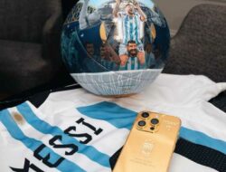 Lionel Messi Bagikan iPhone 14 Berlapis Emas 24k Untuk Anggota Timnas Argentina