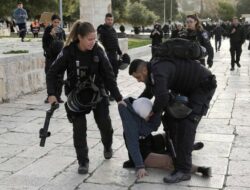Masjid Al-Aqsa Diserbu Tentara, Palestina Minta RI Desak Israel Tanggung Jawab