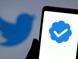 Twitter Copot Centang Biru Tak Berbayar, Akun Fiersa Besari Kena Dampaknya