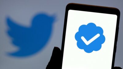 Twitter Copot Centang Biru Tak Berbayar, Akun Fiersa Besari Kena Dampaknya