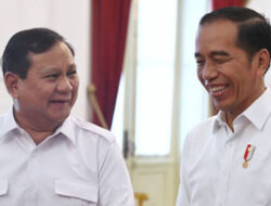 Dikibulin Jokowi Lagi, Prabowo Disarankan Mundur dan Berdiri Bersama Rakyat