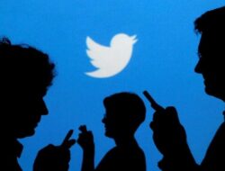 Twitter Resmi Hapus Centang Biru, Akun Pejabat Kini Mirip Rakyat Jelata