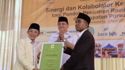 Airlangga Hartarto Dukung Kemandirian Ekonomi Berbasis Ponpes