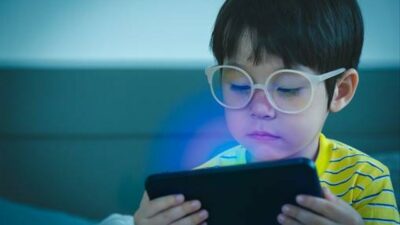 Fenomena Myopia Boom, Efek Gadget Pada Anak Saat Pandemi COVID-19