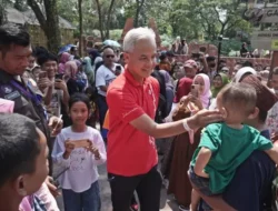 Ganjar Ngaku Safari Politik Tak Pakai Fasilitas Negara, Rocky Gerung: Anda Masih Gubernur Jateng, Tiap Hari Dikelilingi Kemewahan!