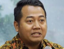 Adi Prayitno: Mimpi Besar SBY Mengarah ke Duet Ganjar-AHY di Pilpres 2024