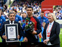 Ukir 200 Caps Bela Portugal, Cristiano Ronaldo Masuk Guinness World Record