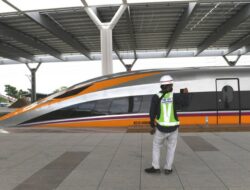 Kereta Cepat Hanya Sampai Tegalluar, Pemerintah Sediakan Feeder ke Kota Bandung