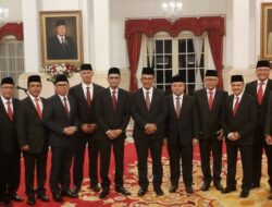 Jokowi Lantik 12 Duta Besar: Ada Jubir Kemlu Hingga Dirut LKBN Antara