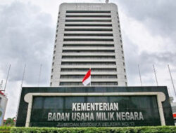 Jor-joran Belanja Infrastruktur Dengan Hidden Debt, BUMN Terancam Digadai Jokowi