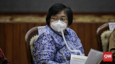 Jokowi Panggil Menteri LHK Siti Nurbaya ke Istana, Bahas Polusi Udara?