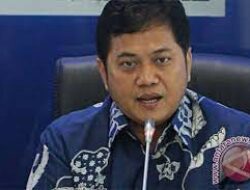 Viva Yoga: Poros Tengah Baru Partai Golkar dan PAN Bisa Pecah Kebekuan Politik