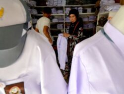 Jual Seragam SMA Rp.2,3 Juta, Kepsek SMAN 1 Kedungwaru Tulungagung Dicopot