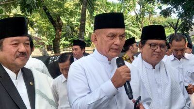 Hasto Kristiyanto Jagokan Ridwan Kamil Cawapres Ganjar, Lodewijk Paulus: Jangan Berandai-andai!