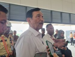 Luhut Bantah Dirinya Dalang Gerakan Munaslub Partai Golkar Singkirkan Airlangga