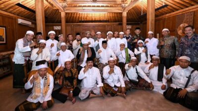Ogah Beli Kucing Dalam Karung, Ulama Keluarga Pendiri NU Pilih Dukung Anies Baswedan