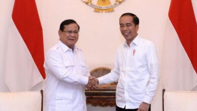 Jokowi Bakal Dukung Prabowo Jika MK Putuskan Usia Capres-Cawapres di Bawah 40 Tahun