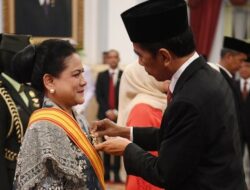 Iriana Tak Tahu Bakal Dianugerahi Suaminya Jokowi, Tanda Kehormatan Adipradana
