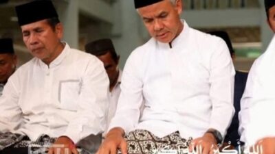 Muncul di Adzan Maghrib TV Swasta, Muslim Arbi: Ganjar Mempolitisasi Agama