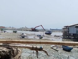 Pasir Lautnya Dikeruk Untuk Reklamasi, Nelayan Pesisir Bandar Lampung Hanya Dijanjikan Sembako