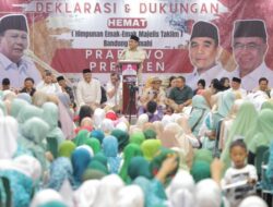 Terima Dukungan Emak-emak, Prabowo Komitmen Berantas Kemiskinan