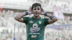 Derbi Jatim: Disikat Persebaya Surabaya 3-1, Arema FC Terpuruk di Zona Degradasi