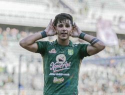 Derbi Jatim: Disikat Persebaya Surabaya 3-1, Arema FC Terpuruk di Zona Degradasi