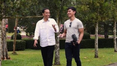 Jadi Ketum PSI, Jokowi Persiapkan Kaesang Jadi Cawapres Atau Menteri
