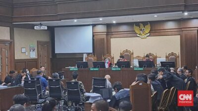 Saksi di Sidang Korupsi BTS Kominfo Sebut Uang Rp.70 Miliar Untuk Komisi I DPR RI, Rp.40 Miliar Untuk BPK