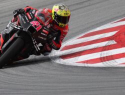 MotoGP Catalunya 2023: Aleix Espargaro Juara, Francesco Bagnaia Kecelakaan Parah