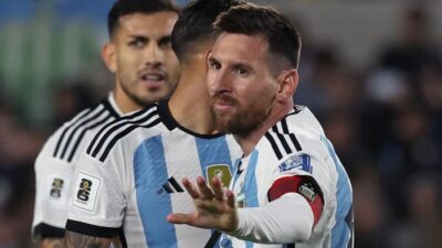 Diludahi Striker Paraguay Antonio Sanabria, Messi: Saya Tak Kenal Dia! Tak Penting!