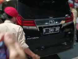 Titiek Soeharto Sambangi Prabowo di Kertanegara Malam Ini, Ada Apa?