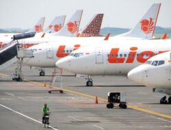 Ahmad Doli Kurnia Kecewa Jadi Korban Delay Berjam-jam di Jayapura: Lion Air Tidak Profesional