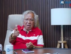 Panda Nababan: Gibran dan Bobby Sulit Jadi Walikota Tanpa Jasa PDIP dan Megawati