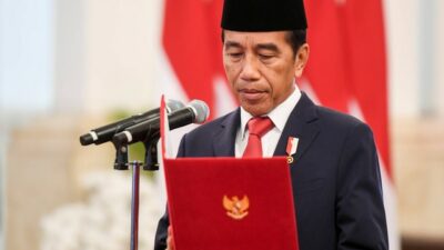 Jokowi Revisi Aturan: Menteri Hingga Walikota Ikut Pilpres Tak Perlu Mundur