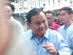 Momen Prabowo Joget ‘Gemoy’ Saat Ditanya Cuti di Masa Kampanye