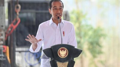 Pantun Jokowi Di IKN: Supaya Pembangunan Maju Terus, Pinjam Dulu Seratus!