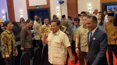 Prabowo: Biar Elite Jelekkan Saya, Yang Penting Rakyat Desa Cinta Prabowo
