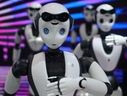China Bakal Produksi Massal Robot Humanoid