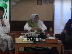 Candaan UAS dan Anies Soal Shalat: Orang Takut Ucap Amin dan Tasyahud Jari Satu