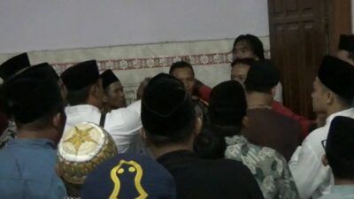 Belasan Jemaah Masjid di Kediri Luka-luka Usai Ricuh Saling Pukul Rebutan Jadi Imam Shalat Maghrib