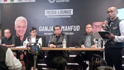 Andi Widjajanto Ungkap Survei Internal TPN: Prabowo-Gibran 41,1%, Ganjar-Mahfud 37%, AMIN 21,7%