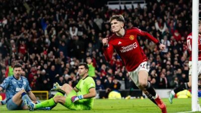 Cetak Brace, Alejandro Garnacho Inspirator Manchester United Menang 3-2 Atas Aston Villa